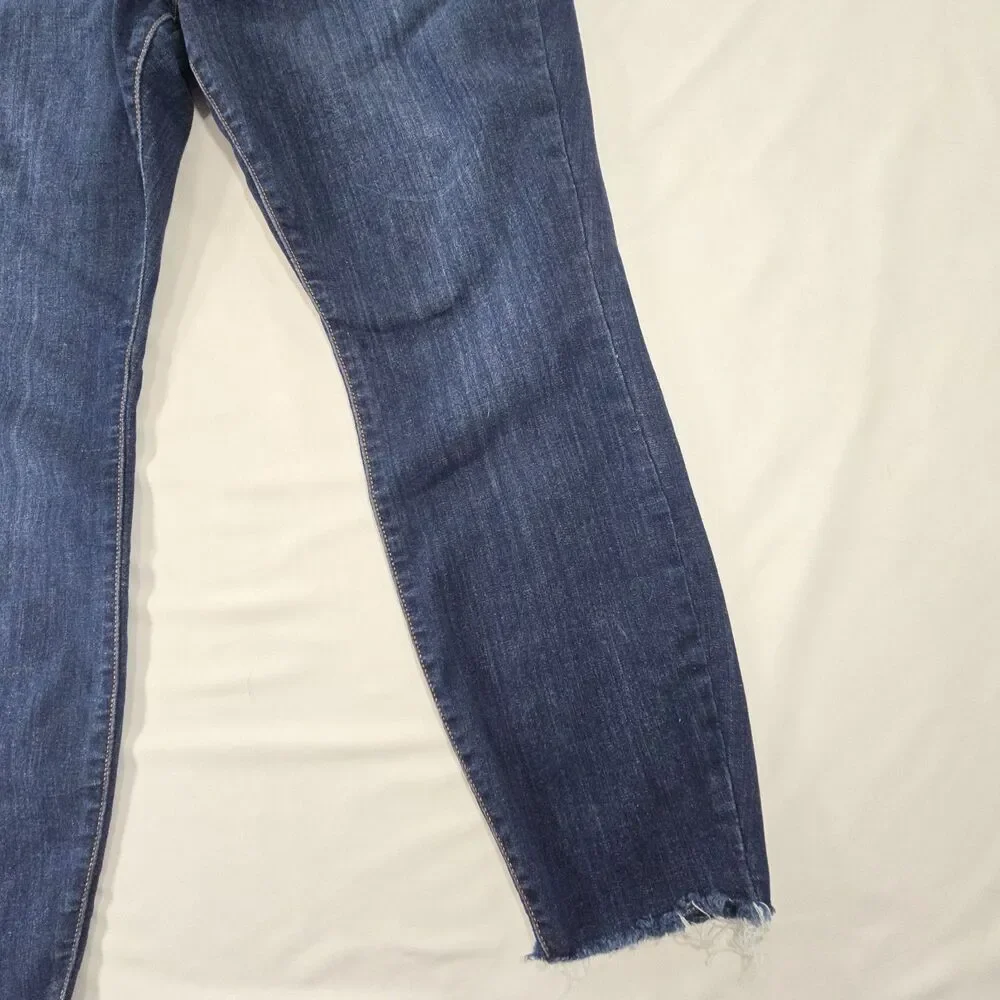 Judy Blue Womens Size 18W Skinny Fit Distressed Raw Hem Jeans Dark Wash Denim BM - Picture 2 of 8